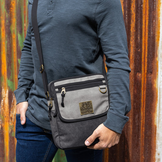 Small Messenger Bag – 11" | Black/Grey