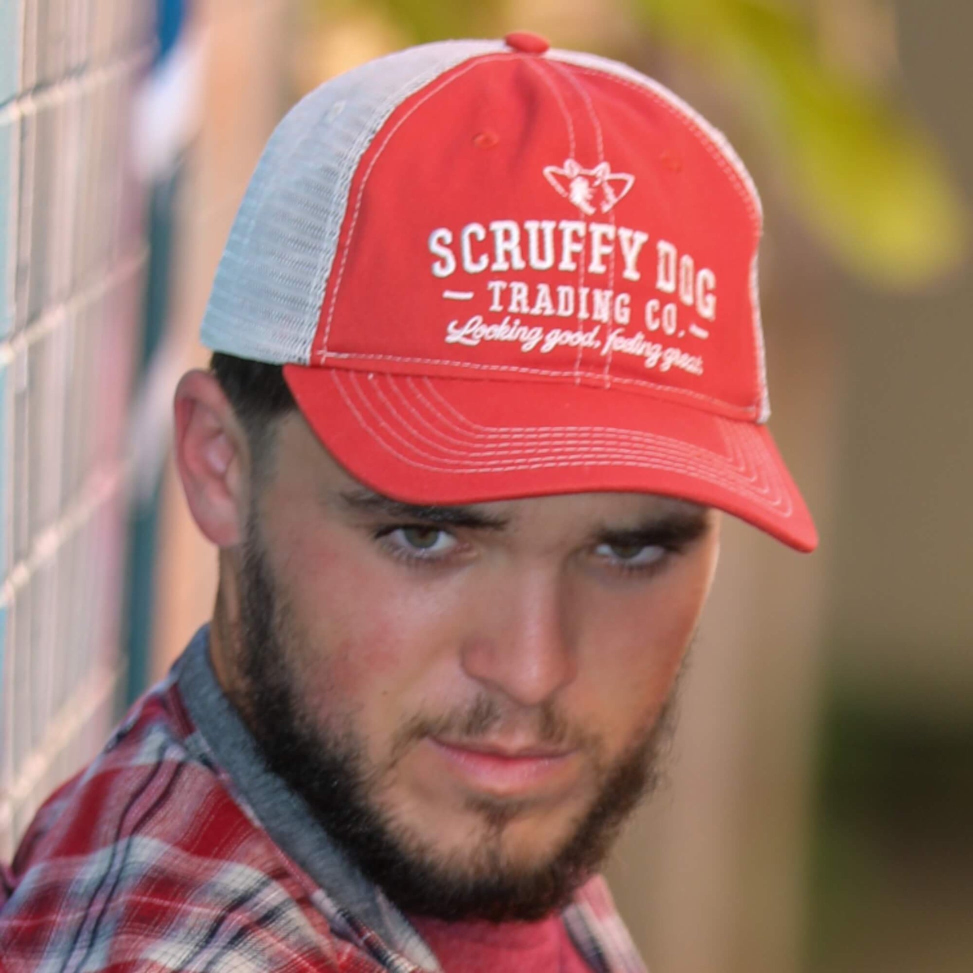 Adjustable snapback trucker hat mesh back