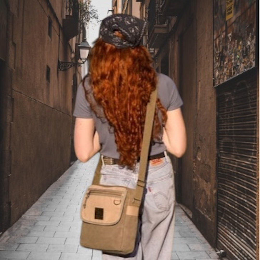 Small Messenger Bag – 11" | Khaki/Sand